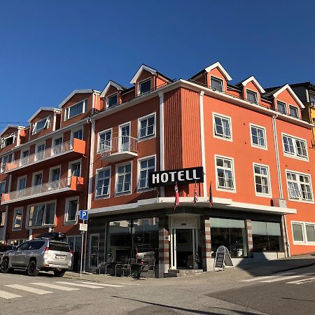 Astoria Hotel Kristiansund Exteriör bild