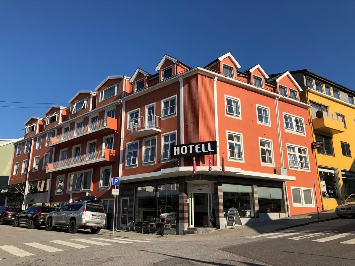 Astoria Hotel Kristiansund Exteriör bild